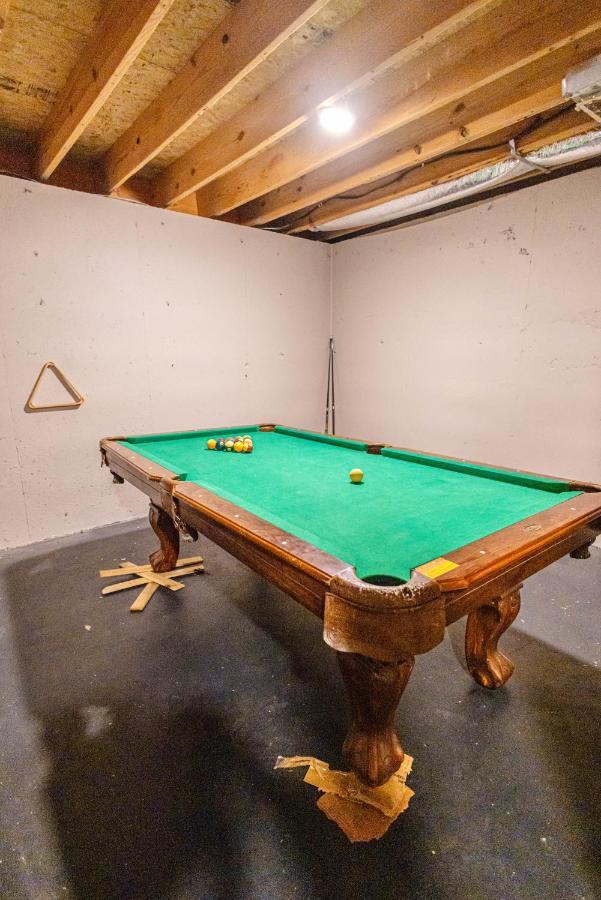 Вилла Lux - Downtown Oasis - Pool Table! Free Parking! Лексингтон Экстерьер фото